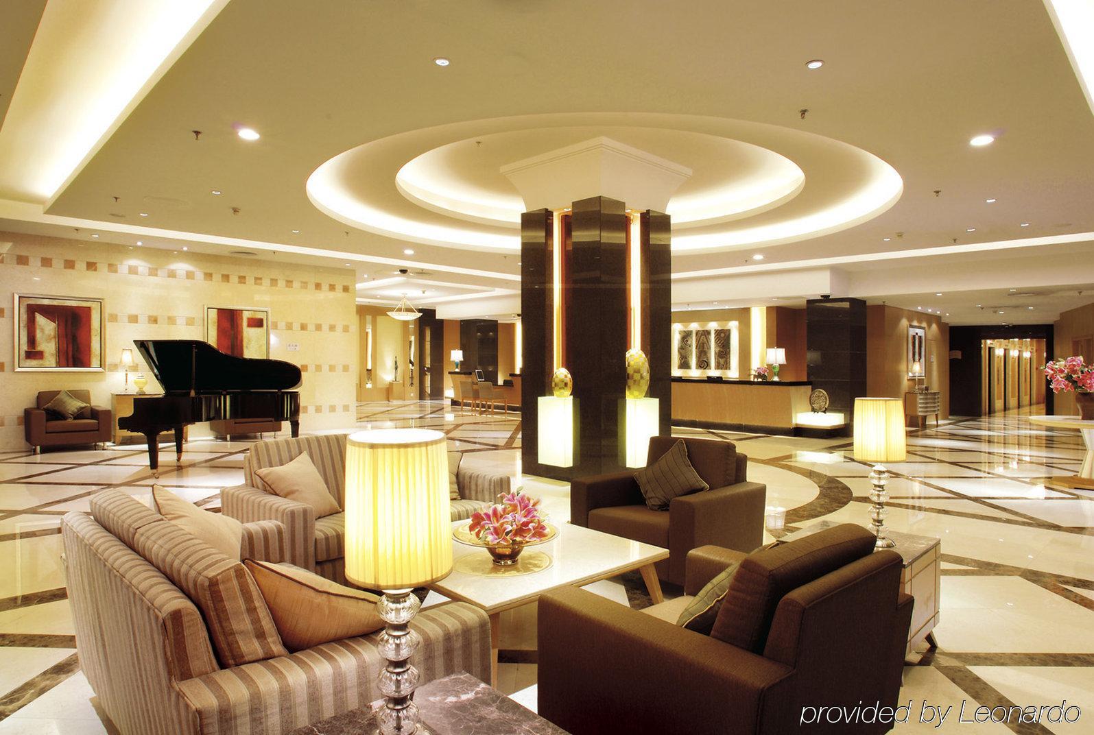 New World Otel Shenyang İç mekan fotoğraf