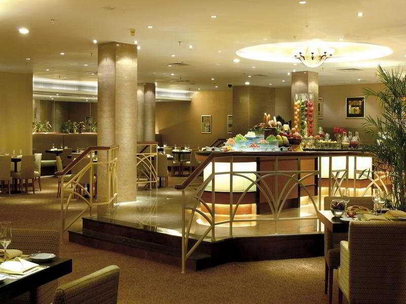 New World Otel Shenyang Restoran fotoğraf
